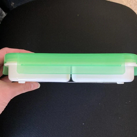 Goodful Food Storage Lunch Container Divided Tray 3 Compartments 9x9x1.5 in - Picture 3 of 5